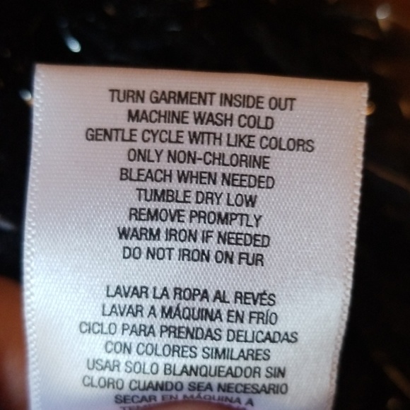 Piper girl's black fur/silver tinsel hooded vest - Picture 7 of 7